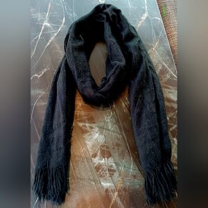 Elegant Black Scarf
